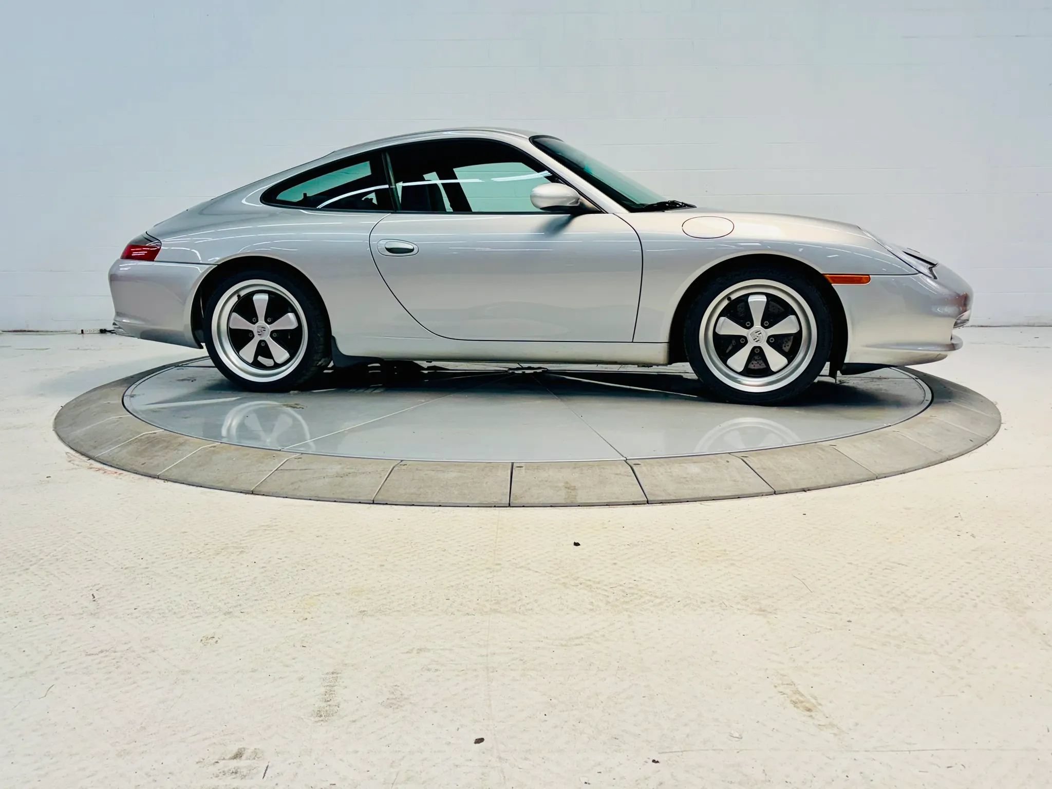 Used 2002 Porsche 911 GT3 RS image 20