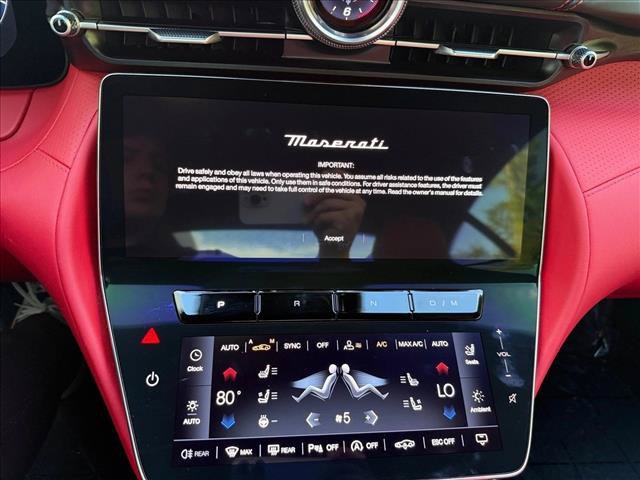 Used 2024 Maserati GranTurismo Trofeo AWD/4WD image 15