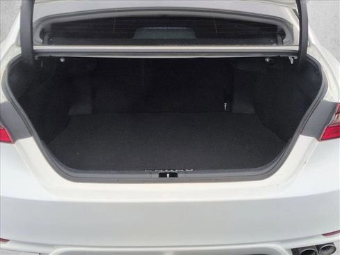 Used 2021 Toyota Camry SE w/ Carpet Mat Package (TMS) image 6