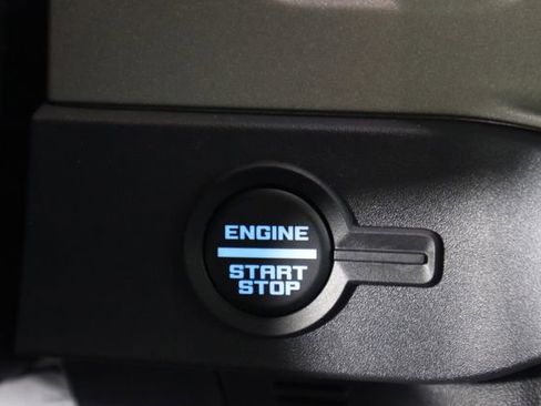 New 2025 Ford Bronco Outer Banks w/ Sasquatch Package image 38