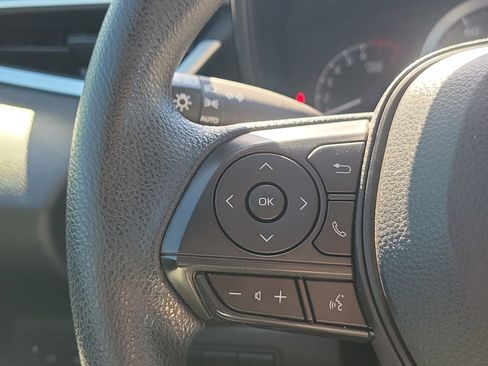 Certified 2022 Toyota Corolla LE image 27