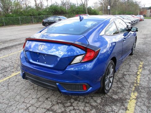 Used 2019 Honda Civic EX image 3