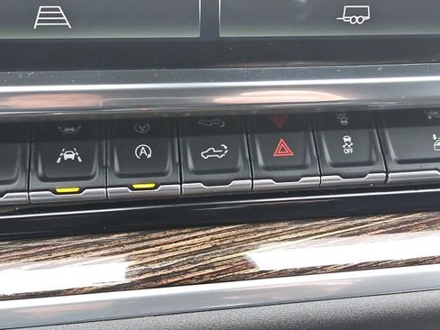 Used 2025 GMC Sierra 1500 Elevation image 28