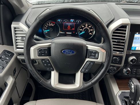 Used 2016 Ford F150 Lariat w/ Equipment Group 502A Luxury image 14