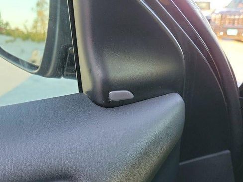 Used 2020 Nissan Pathfinder SL image 34