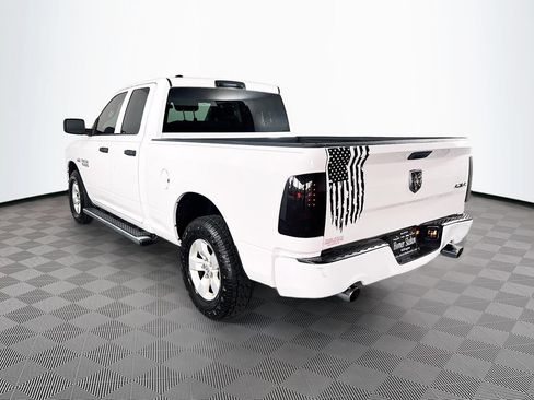 Used 2017 RAM 1500 Express AWD/4WD image 5