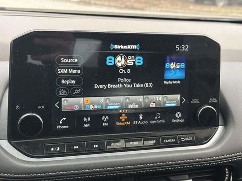 Used 2023 Nissan Rogue SL w/ SL Premium Package image 34