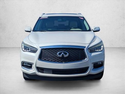 Used 2016 INFINITI QX60 AWD w/ Premium Package image 2
