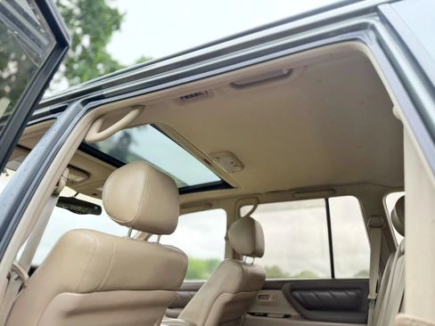 Used 2000 Toyota Land Cruiser AWD/4WD image 60
