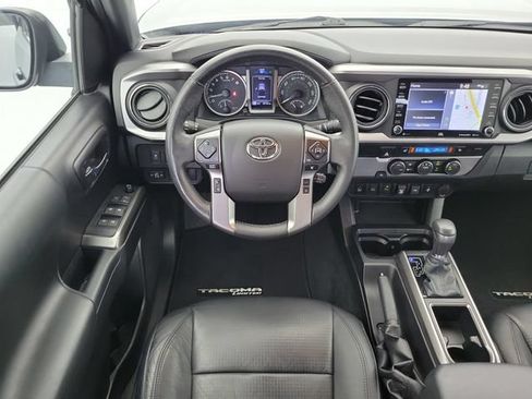 Used 2021 Toyota Tacoma Limited RWD image 16