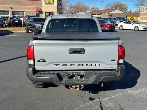 Used 2021 Toyota Tacoma SR5 image 4