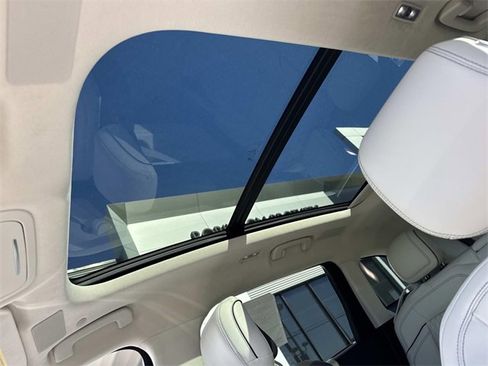 New 2026 Lincoln Nautilus Black Label image 18