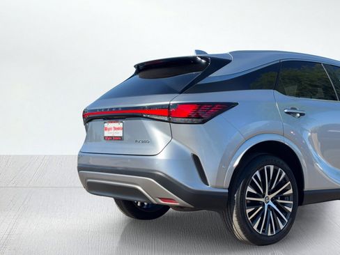 Used 2024 Lexus RX 350 Premium Plus w/ Convenience Package image 10