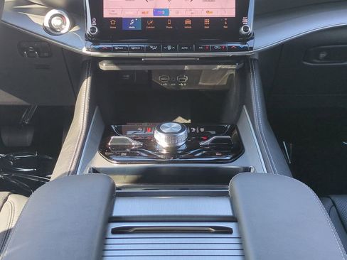 New 2026 Jeep Grand Wagoneer L Limited image 20