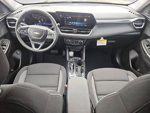 New 2026 Chevrolet TrailBlazer LT w/ Convenience Package FWD image 14