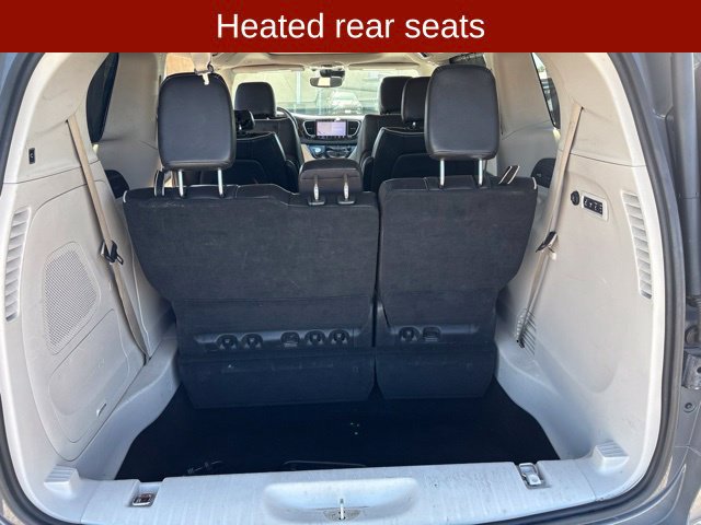 Used 2022 Chrysler Pacifica Limited FWD image 18