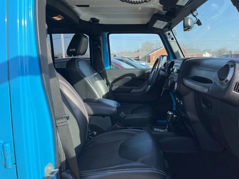 Used 2017 Jeep Wrangler Unlimited Sport image 17