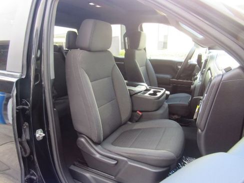 Used 2020 Chevrolet Silverado 1500 LT w/ Trailering Package image 21