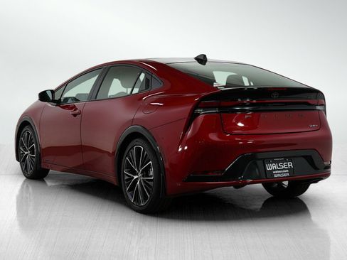 Used 2024 Toyota Prius Limited image 3