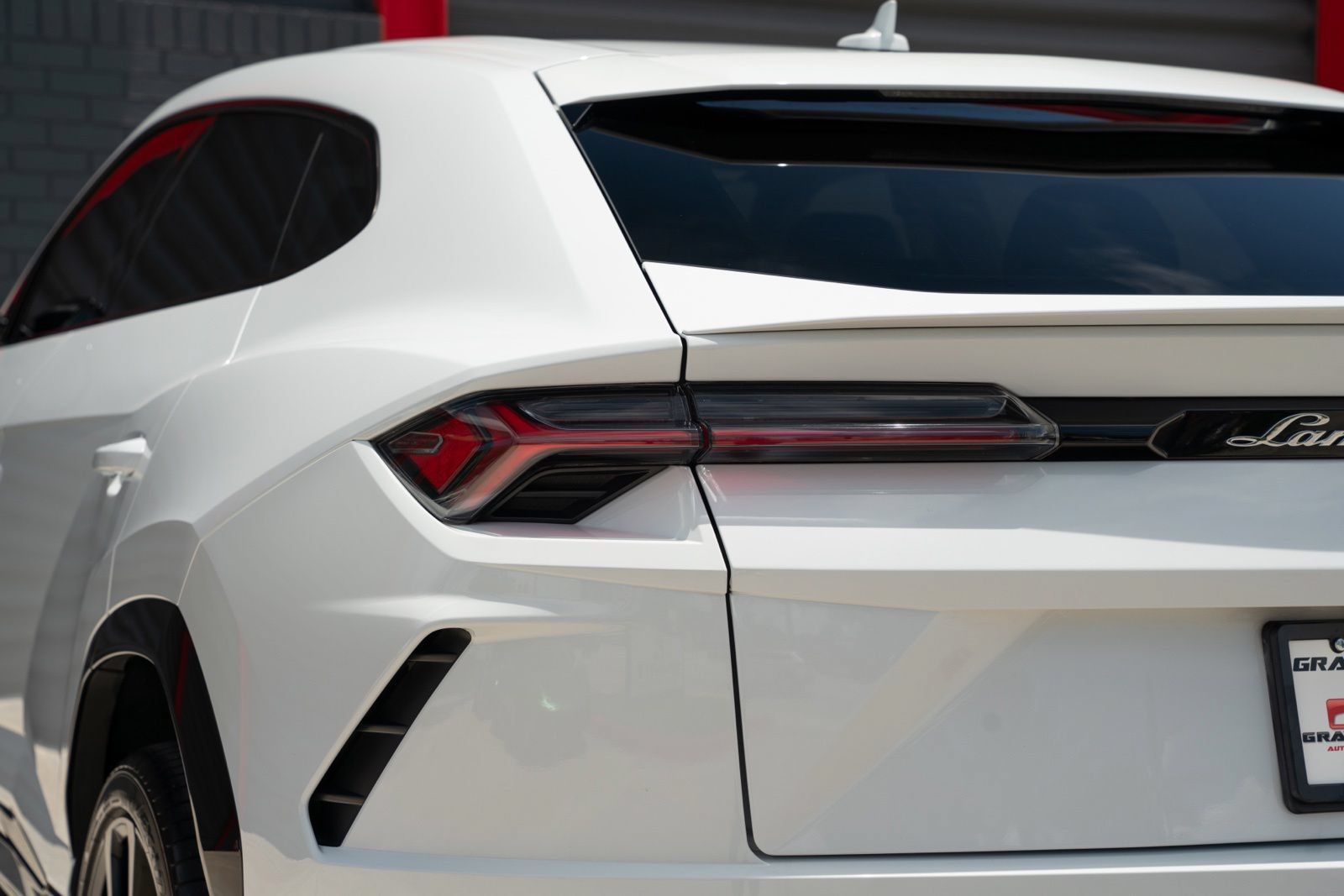 Used 2022 Lamborghini Urus AWD/4WD image 19