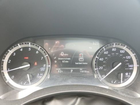 Used 2022 Toyota Highlander XSE FWD image 45