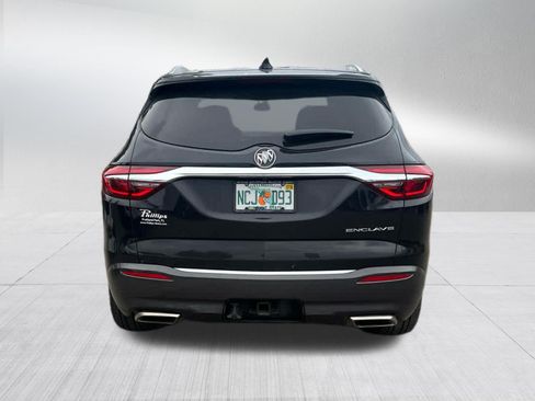 Used 2019 Buick Enclave Premium w/ Experience Buick Package FWD image 4