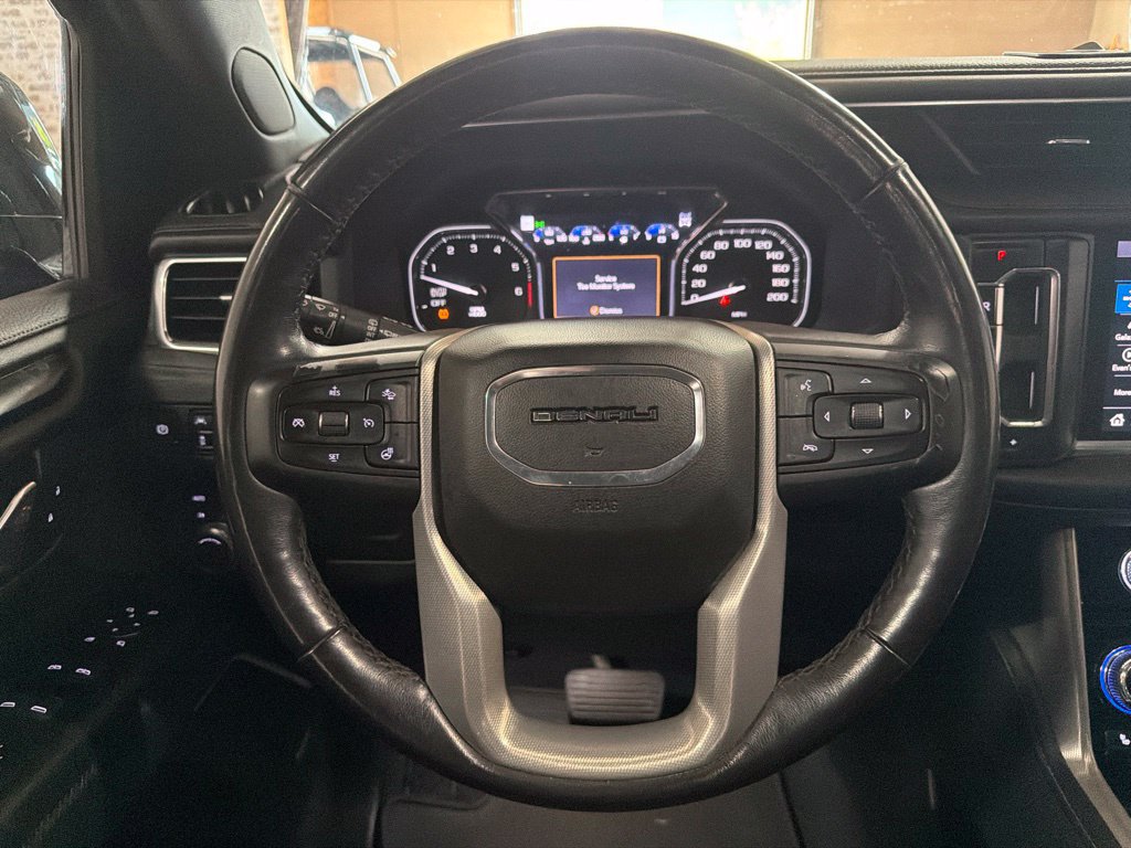 Used 2021 GMC Yukon Denali w/ Denali Premium Package AWD/4WD image 21