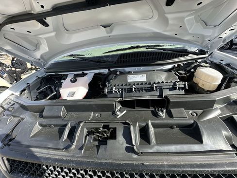 New 2025 Chevrolet Express 2500 image 18