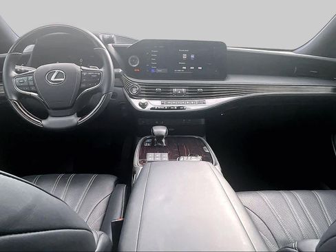 Certified 2024 Lexus LS 500 w/ Interior Upgrade Package RWD image 15