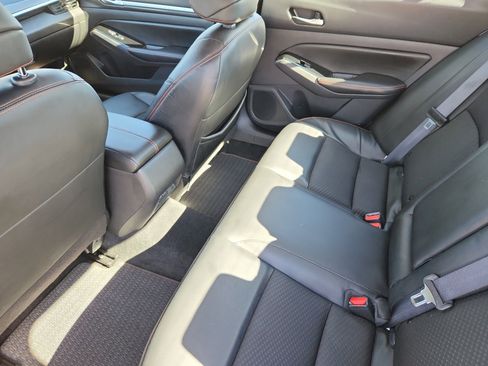 Used 2024 Nissan Altima 2.5 SR image 10