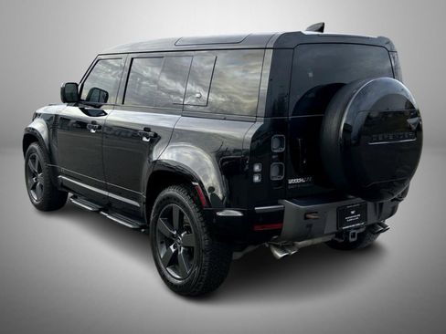 Used 2023 Land Rover Defender 110 V8 image 7