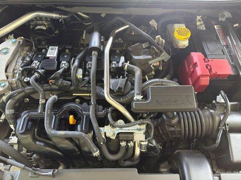Used 2025 Nissan Sentra SV FWD image 30