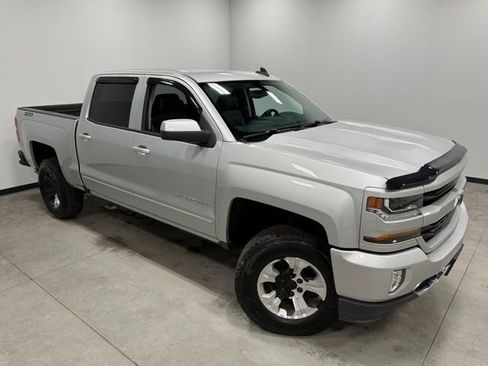 Used 2017 Chevrolet Silverado 1500 LT w/ All Star Edition image 34