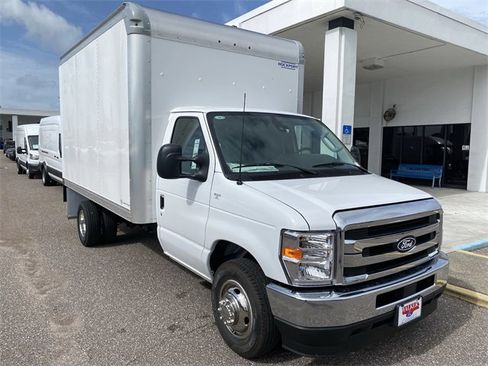 New 2026 Ford E-350 and Econoline 350 Super Duty w/ Power Equipment Group image 4