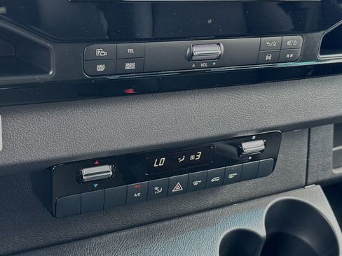 Used 2024 Mercedes-Benz Sprinter 144 Cargo image 23