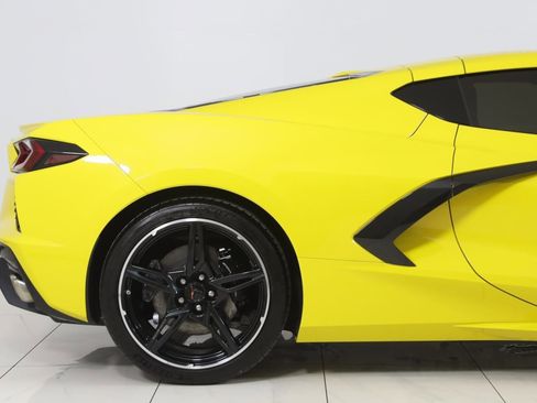 Used 2025 Chevrolet Corvette Stingray Premium Cpe w/ Stealth Interior Trim Package image 65