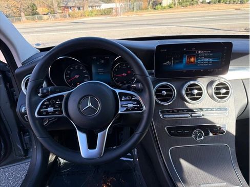 Used 2019 Mercedes-Benz C 300 Sedan w/ Premium Package image 13