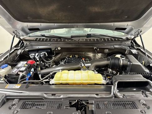 Used 2021 Ford Expedition Max XLT RWD image 31