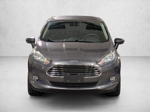 Used 2019 Ford Fiesta SE w/ Equipment Group 201A image 2