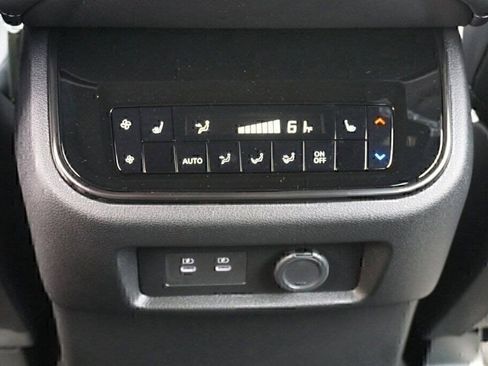 New 2026 Nissan Armada PRO-4X image 34