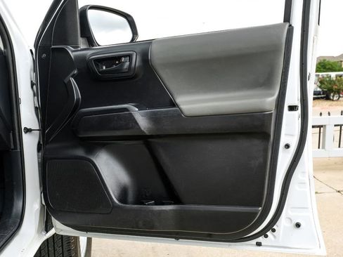 Used 2020 Toyota Tacoma SR w/ SR Convenience Package RWD image 43