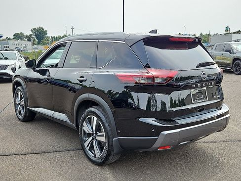 Used 2025 Nissan Rogue SL w/ SL Premium Package AWD/4WD image 4