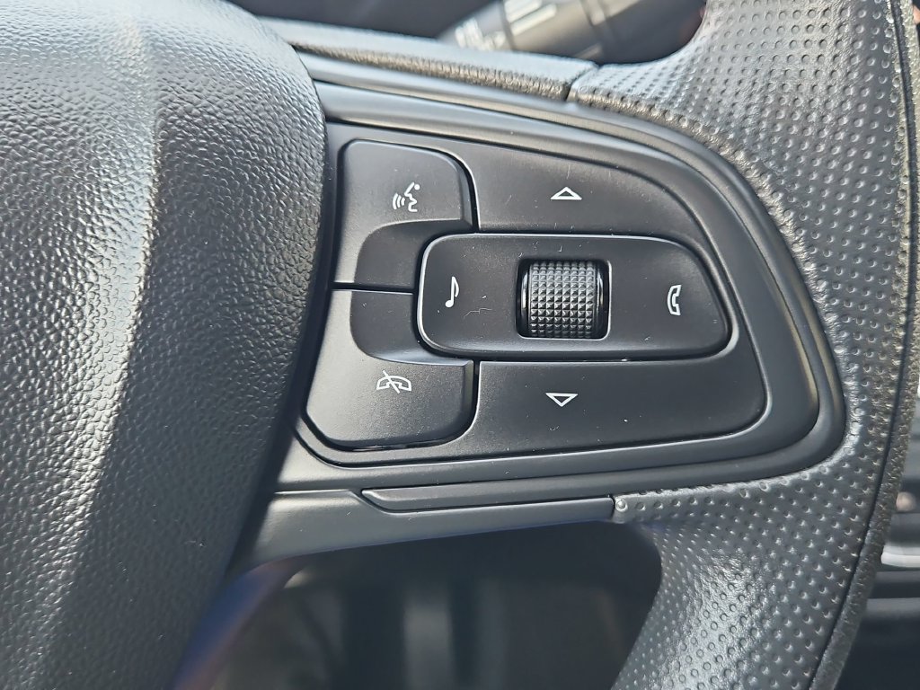 Used 2026 Buick Envista Preferred FWD image 19
