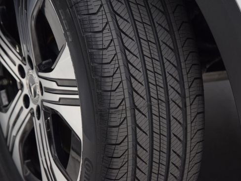 Certified 2024 Mercedes-Benz EQB 300 4MATIC image 29