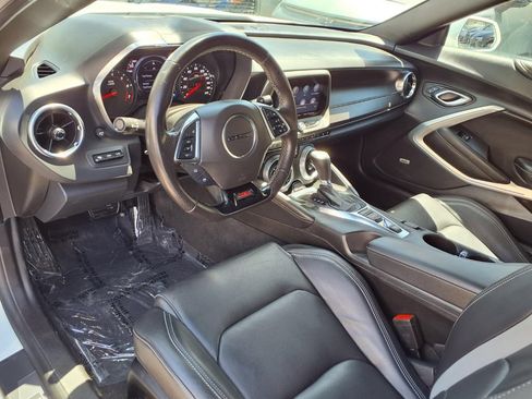 Certified 2023 Chevrolet Camaro SS RWD image 5