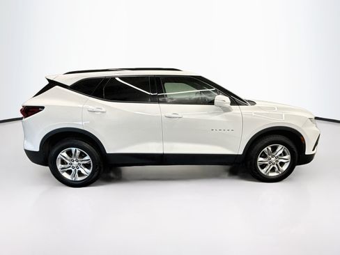 Used 2020 Chevrolet Blazer LT w/ Sound & Technology Package FWD image 10
