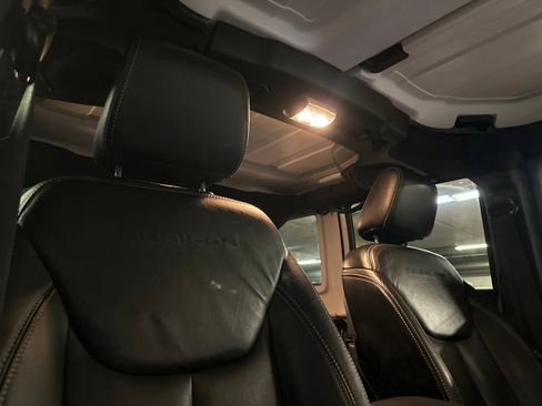 Used 2013 Jeep Wrangler Unlimited Rubicon w/ Dual Top Group image 16