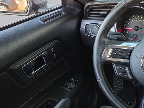 Used 2016 Ford Mustang GT image 23