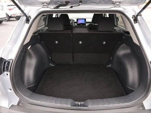 Certified 2024 Toyota Corolla Cross LE image 7