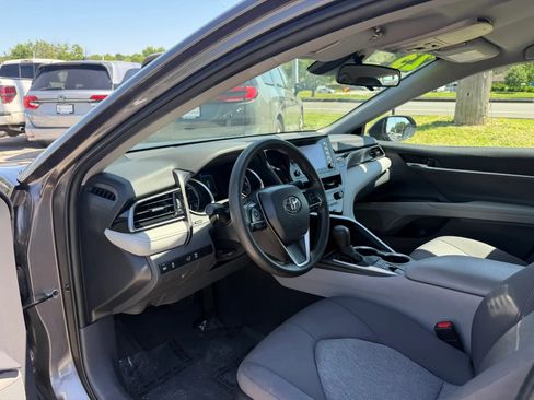Used 2023 Toyota Camry LE FWD image 13